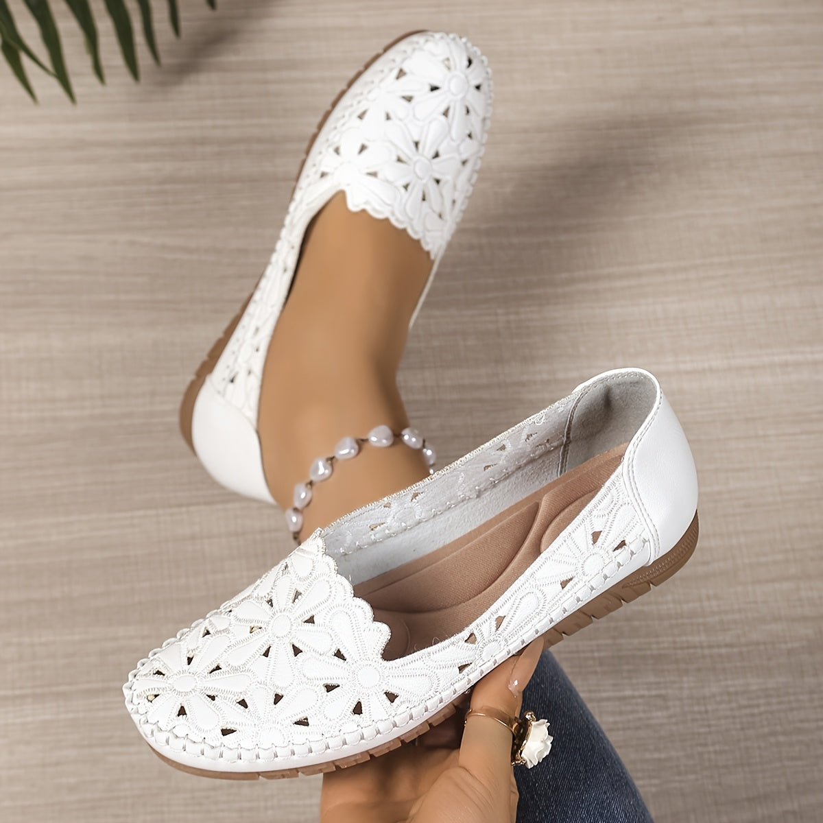 Dahlia | Cut-Out Slip-On Flats