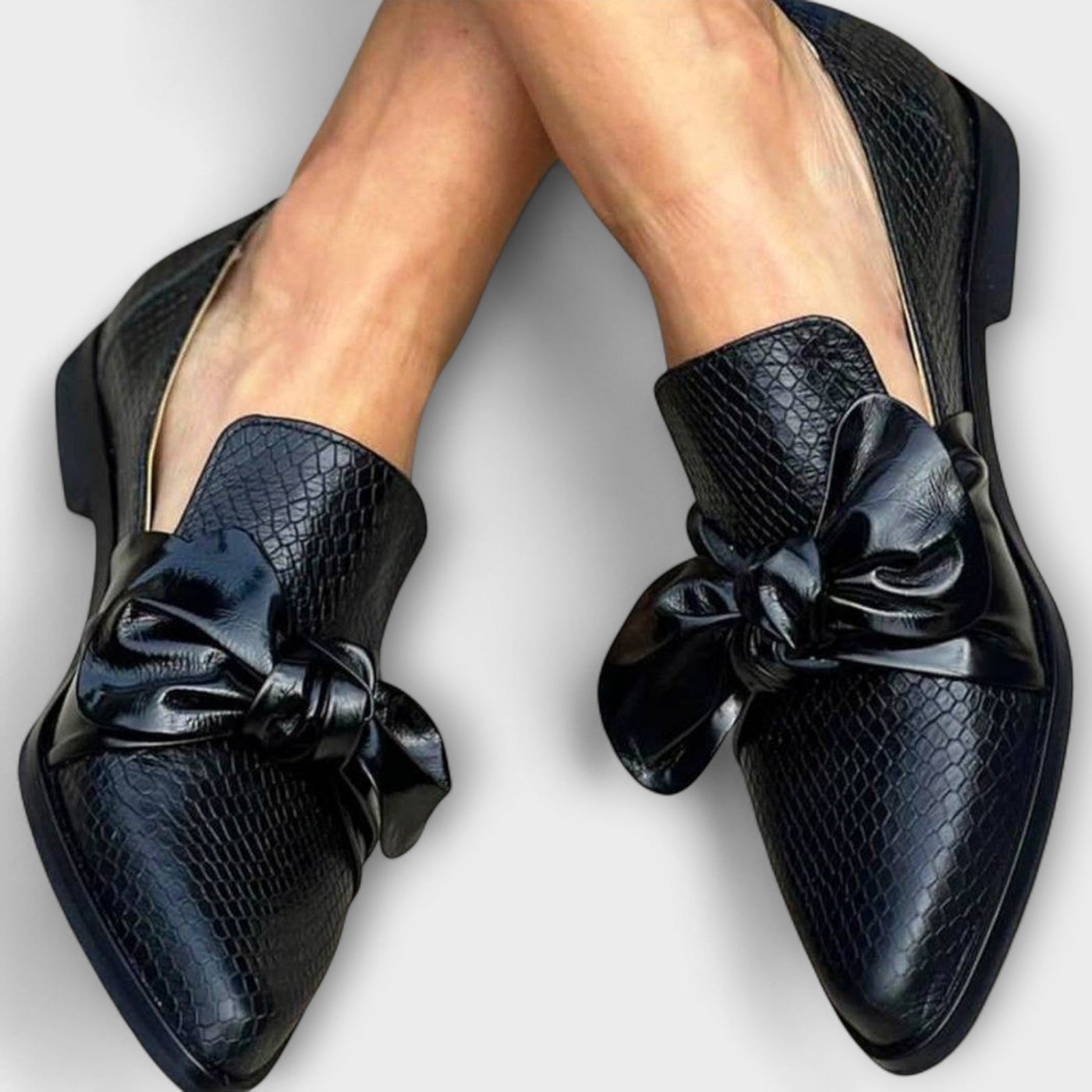 Clara | Bow Loafers