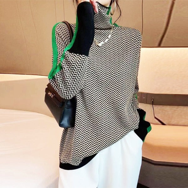Vivienne | Contrast Turtleneck Sweater