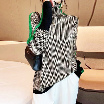 Vivienne | Contrast Turtleneck Sweater