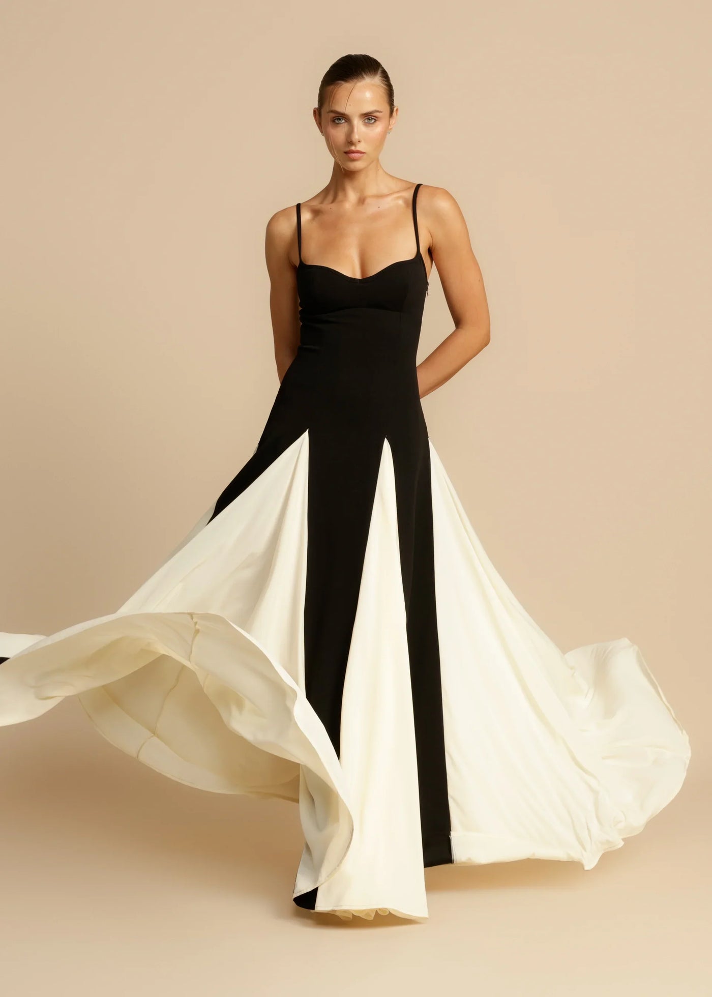 Selena | Dress
